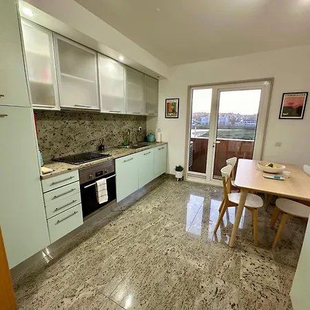 아파트 Almarina Apartment,