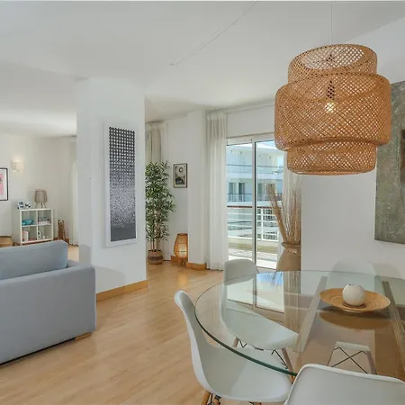 Almarina Apartment, 아파트 라고스