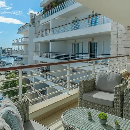 Apartmán Almarina Apartment,