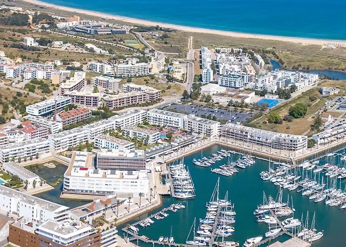 Almarina Apartment, *