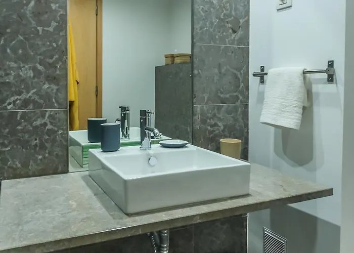 Almarina Apartment, * Lagos