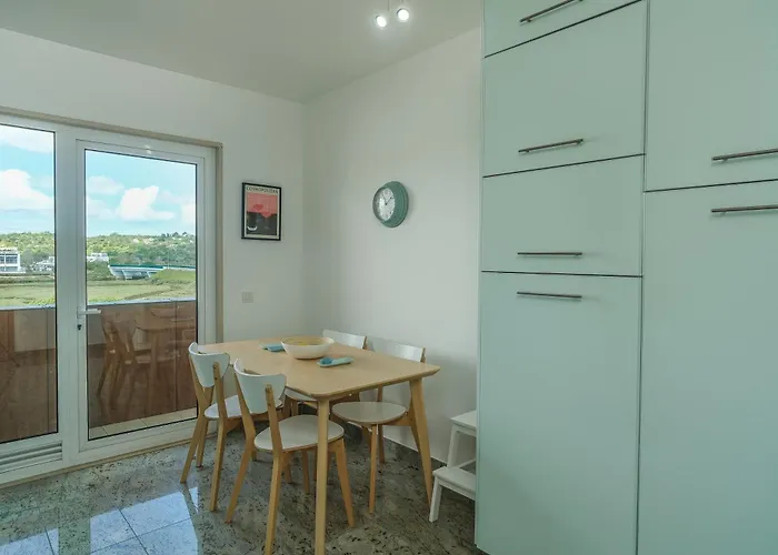 Apartamento Almarina Apartment, *