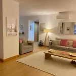 דירה Almarina Apartment, *